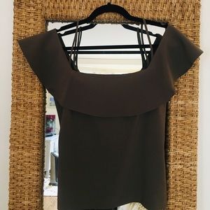 Beautiful green theory top!
